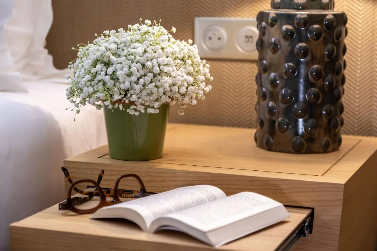 Hotel Camille Paris Tapestry Collection By Hilton France