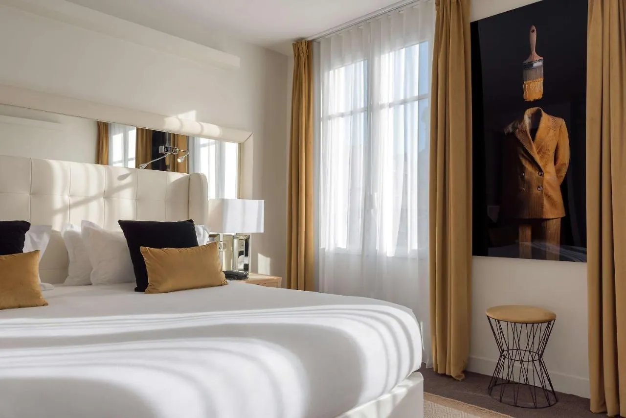 Hotel Camille Paris Tapestry Collection By Hilton