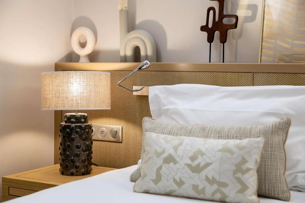 Hotel Camille Paris Tapestry Collection By Hilton