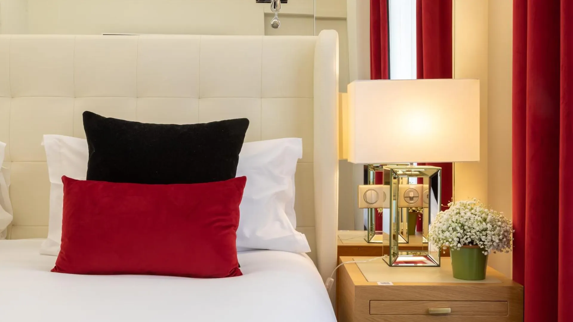 Hotel Camille Paris Tapestry Collection By Hilton